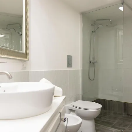 Apartment Casa Flavia Center - 5 Minutes To And 4 Air Conditioning *