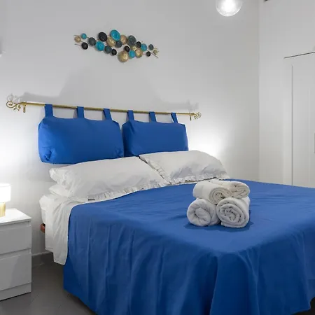 Apartment Casa Flavia Center - 5 Minutes To And 4 Air Conditioning