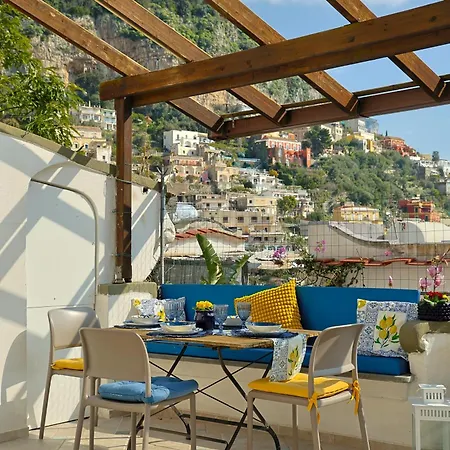 Casa Flavia Center - 5 Minutes To And 4 Air Conditioning Apartment Positano